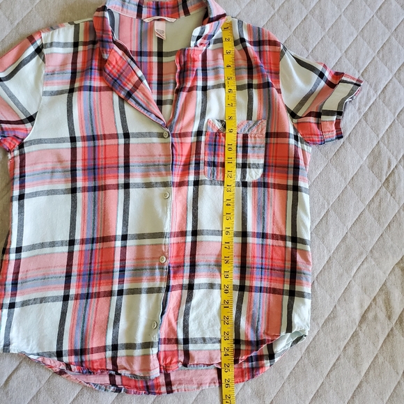 ⭐4/$20 Victoria's Secret Sleep top - Picture 5 of 8